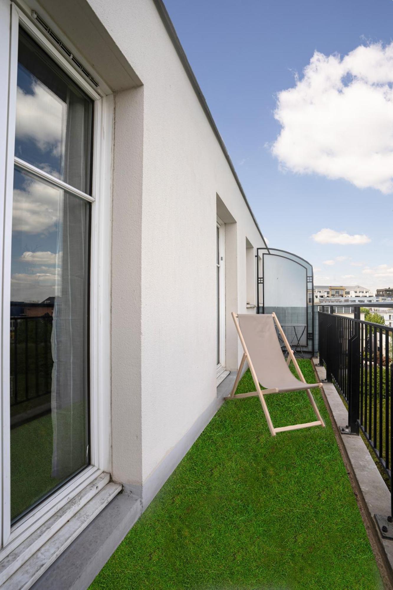 Magic Garden 6 Personnes Parking Prive A 20M Du Rer Apartment Сери Екстериор снимка