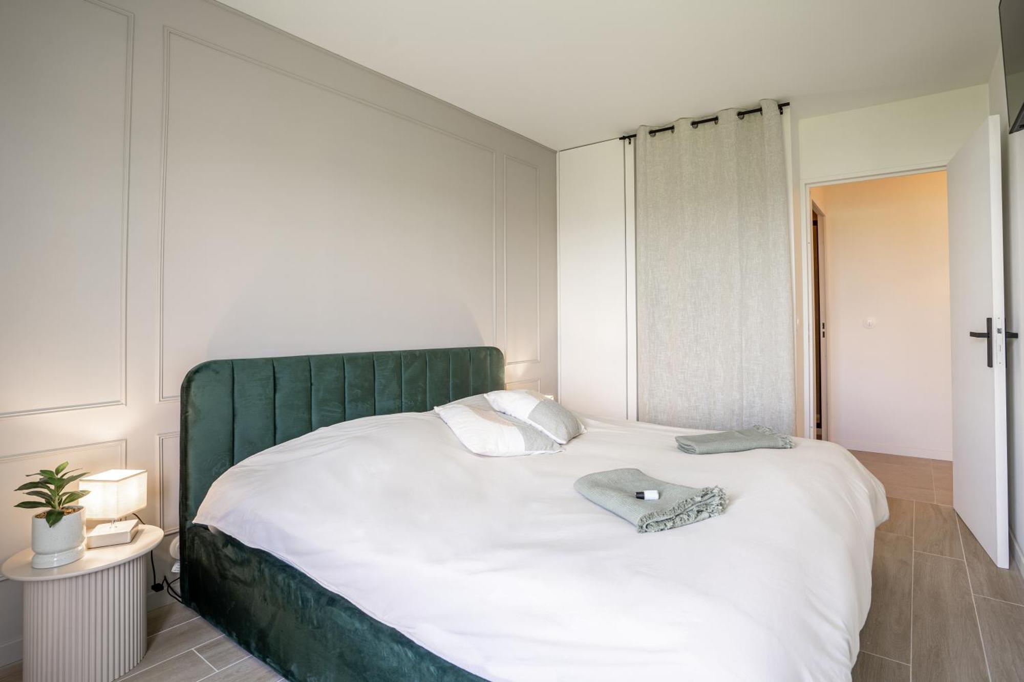 Magic Garden 6 Personnes Parking Prive A 20M Du Rer Apartment Сери Екстериор снимка