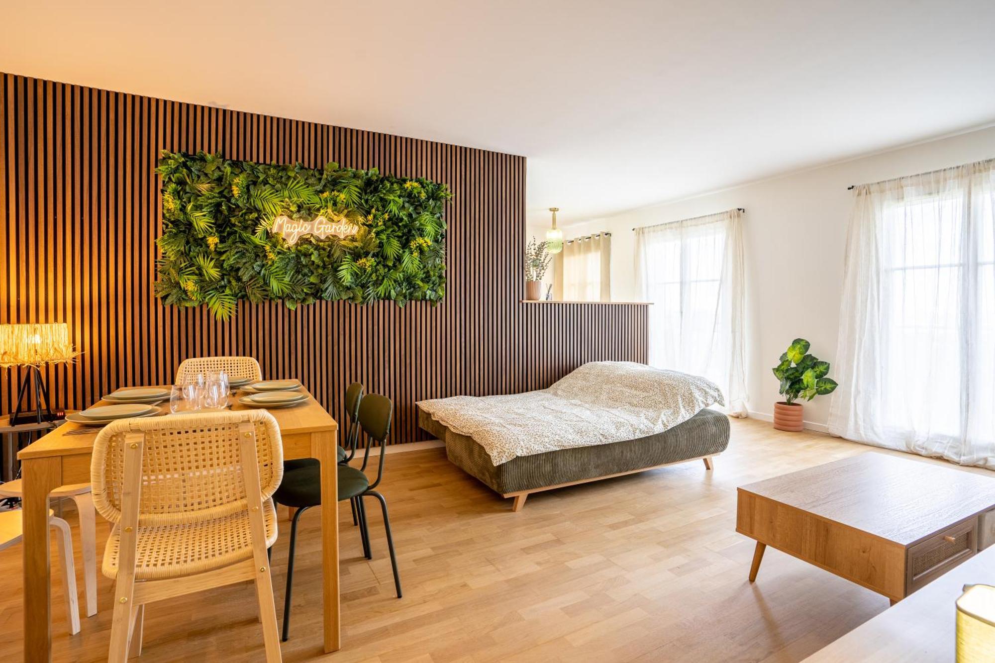 Magic Garden 6 Personnes Parking Prive A 20M Du Rer Apartment Сери Екстериор снимка