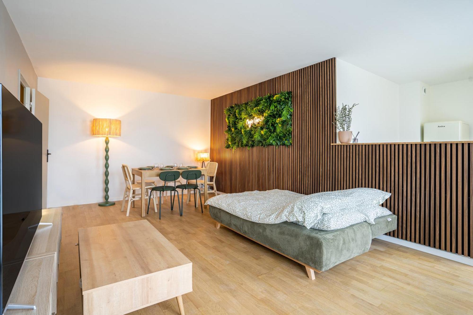 Magic Garden 6 Personnes Parking Prive A 20M Du Rer Apartment Сери Екстериор снимка