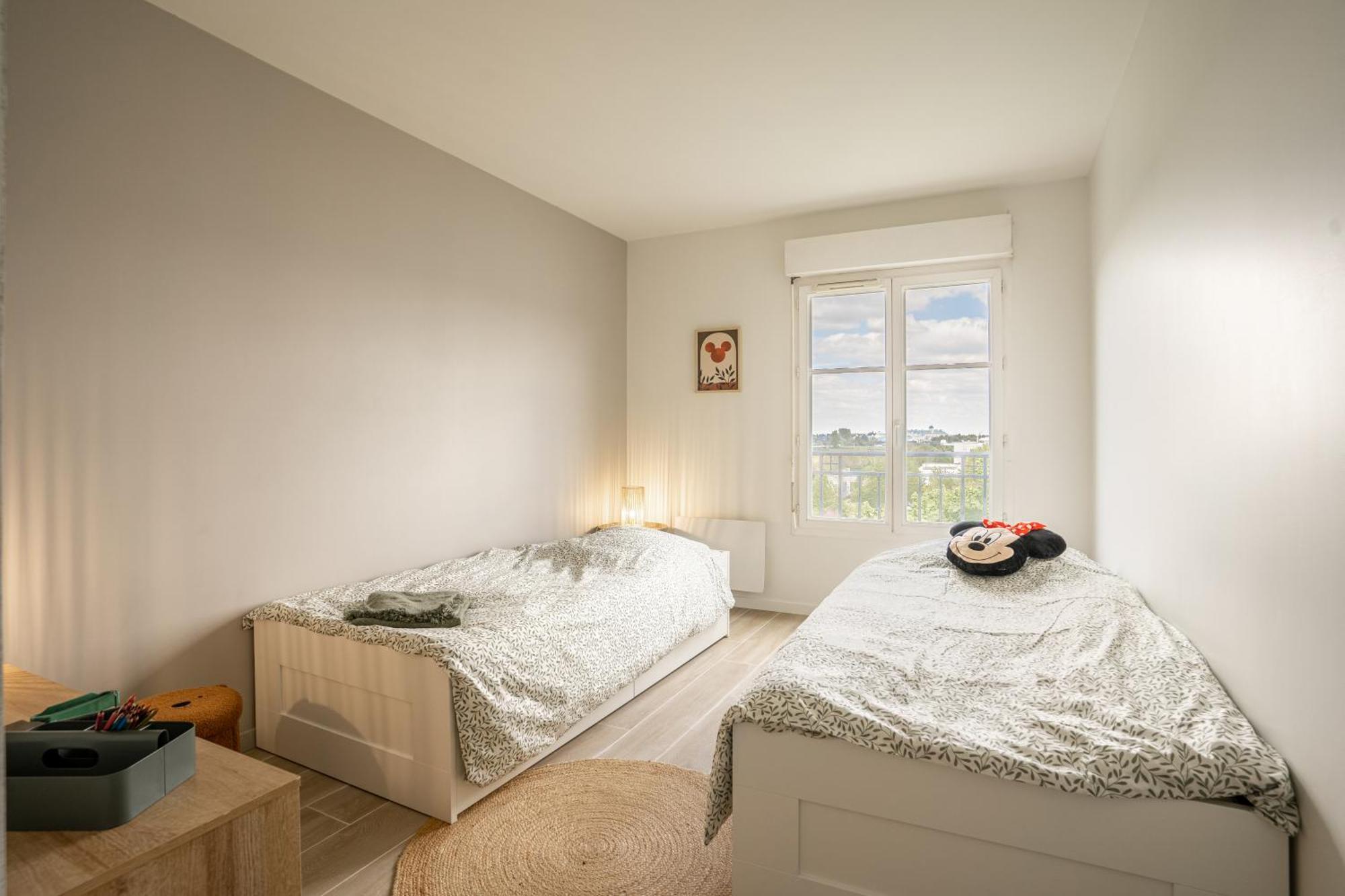 Magic Garden 6 Personnes Parking Prive A 20M Du Rer Apartment Сери Екстериор снимка