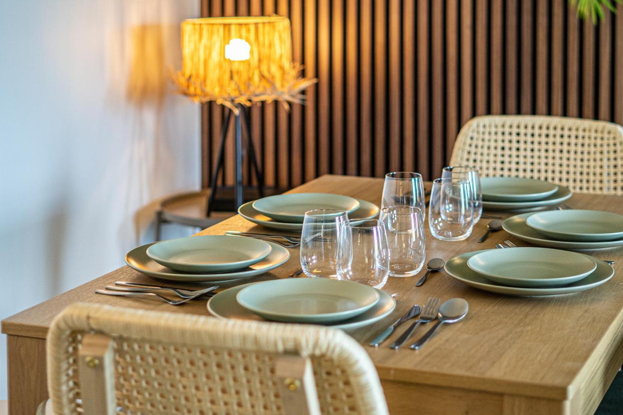 Magic Garden 6 Personnes Parking Prive A 20M Du Rer Apartment Сери Екстериор снимка