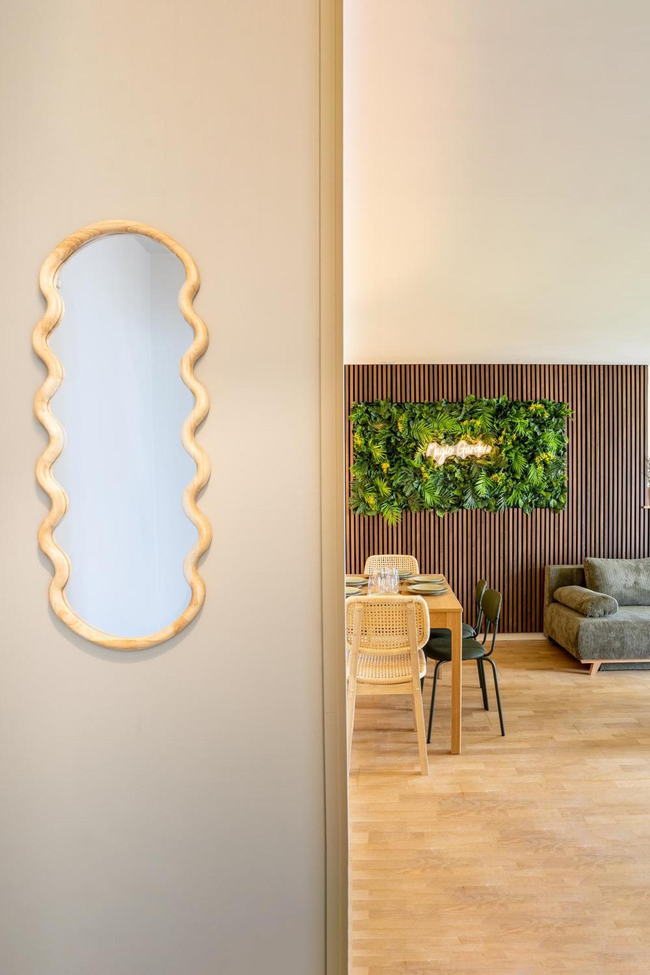 Magic Garden 6 Personnes Parking Prive A 20M Du Rer Apartment Сери Екстериор снимка